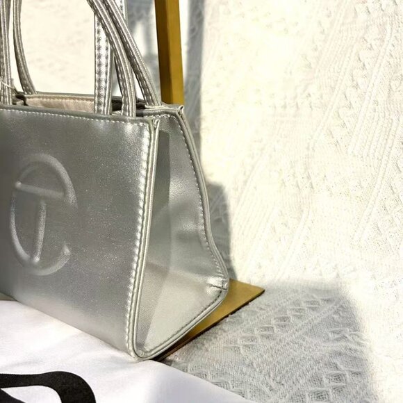 🌹🌹Telfar Shopping Bag Silver New - Picture 6 of 6